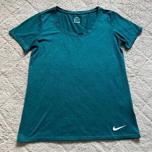 Nike Dri-Fit Athletic T Shirt Women's‎ Size S